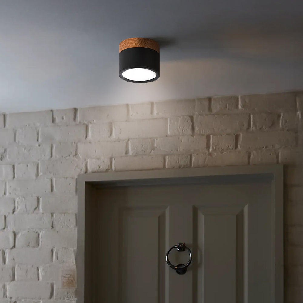Plafonnier rond moderne en aluminium avec accents en bois et LED, éclairage scandinave pour entrée, salle à manger et salon | Sansoti