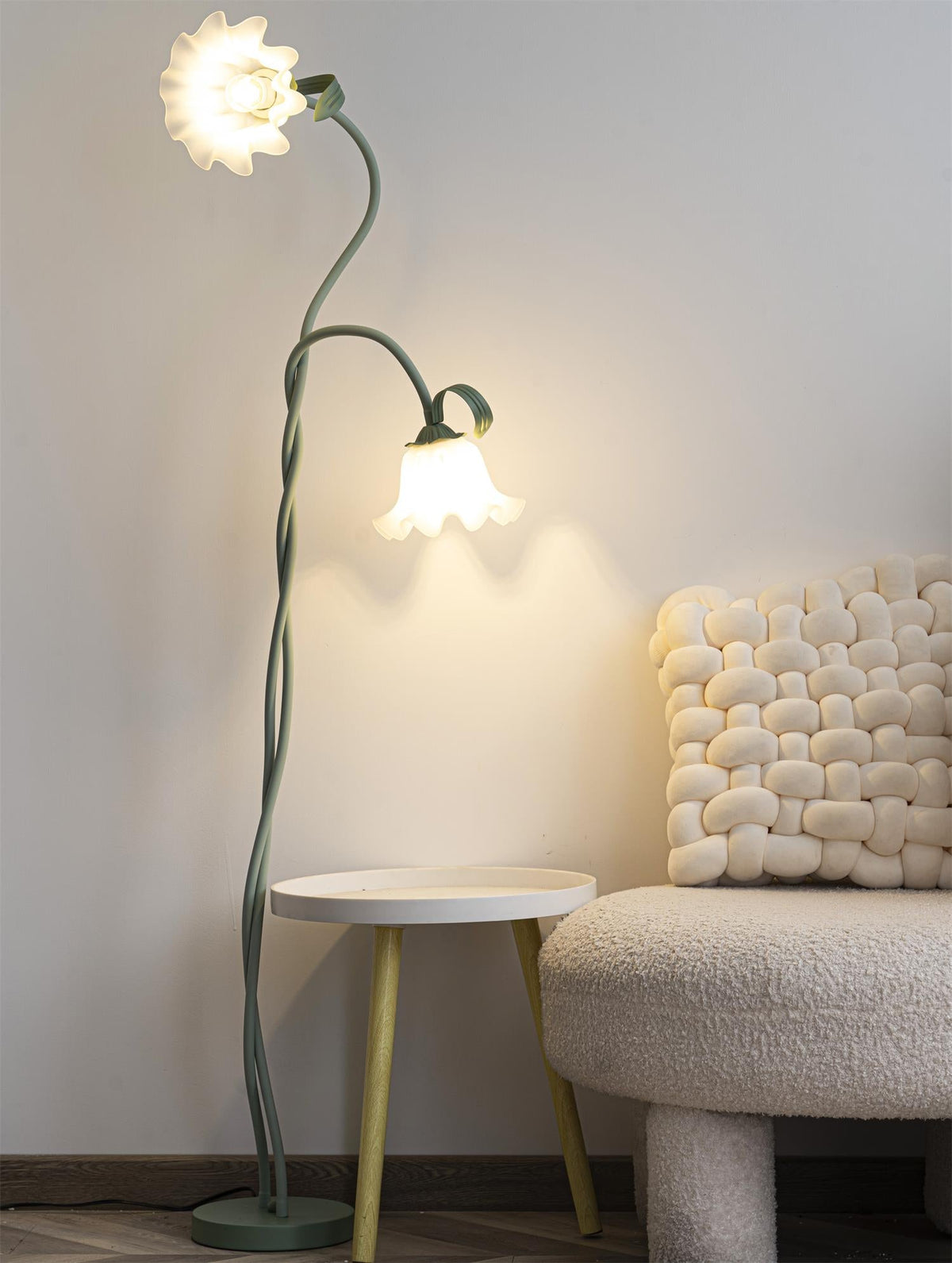 Stehlampe Blumen-Design Grün Weiß Metall 170cm 2-3-flammig LED Stimmungslicht Wohnzimmer Schlafzimmer | Sansoti