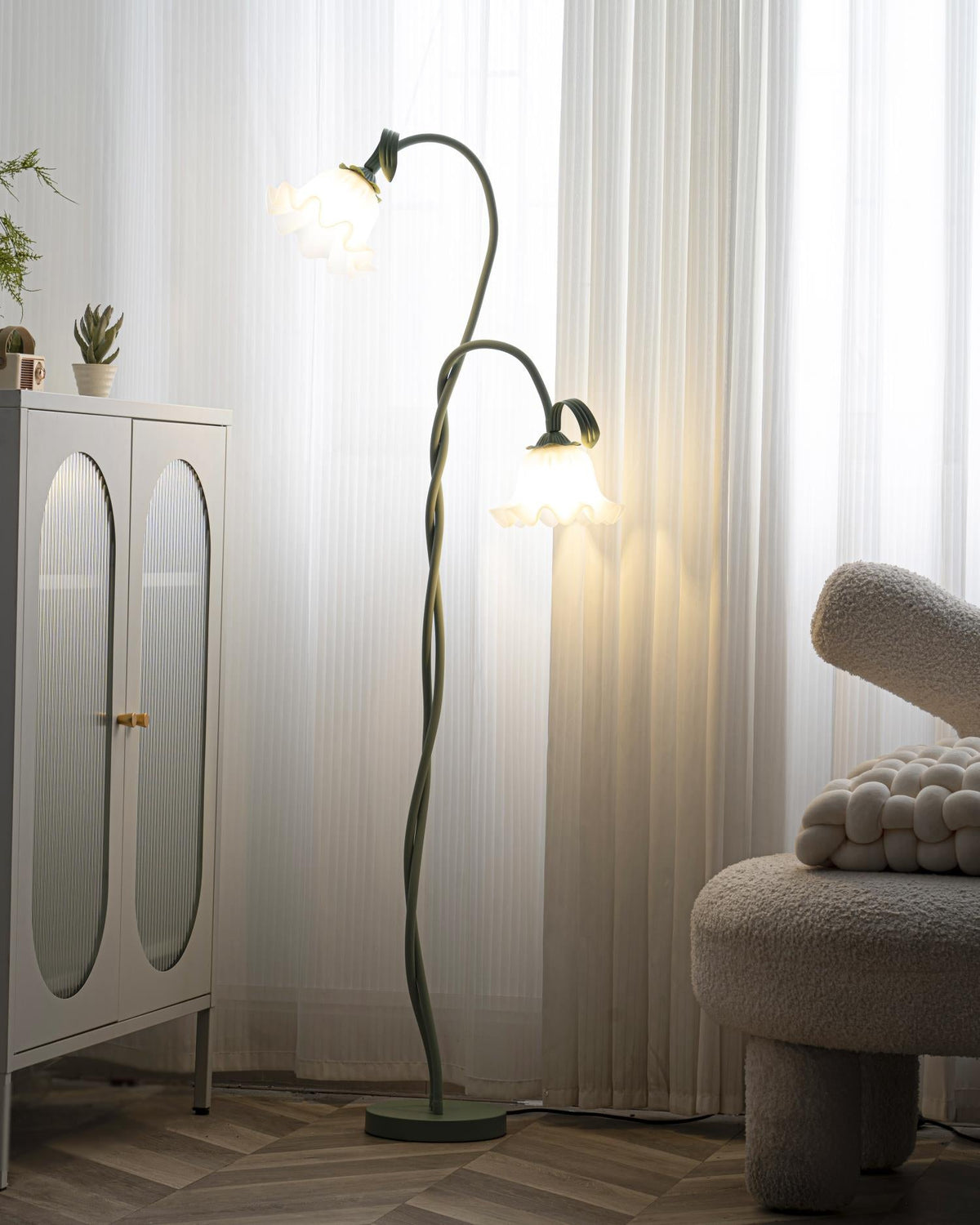 Stehlampe Blumen-Design Grün Weiß Metall 170cm 2-3-flammig LED Stimmungslicht Wohnzimmer Schlafzimmer | Sansoti