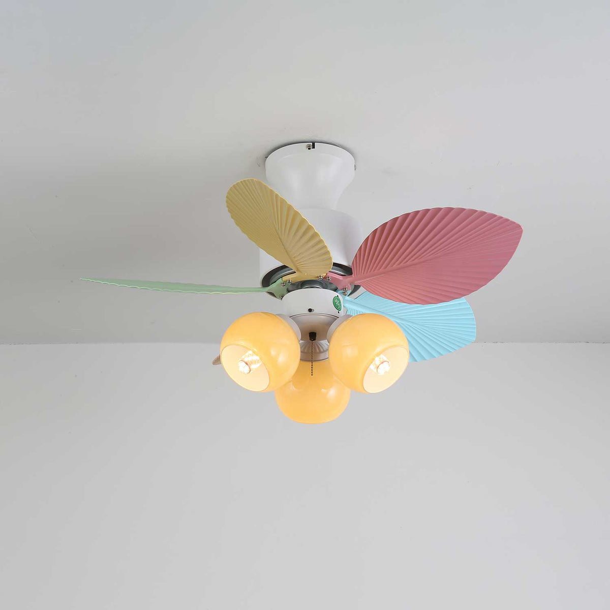 Deckenventilator mit farbigem Glaslicht – Ø76 cm dimmbar – 6 Geschwindigkeiten inkl. Fernbedienung – leiser Motor – modernes Design für Wohnzimmer und Schlafzimmer | Sansoti