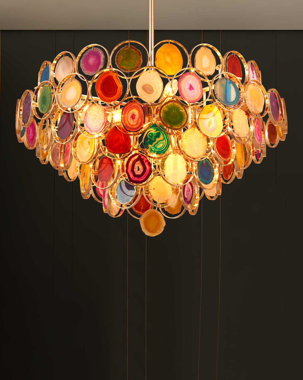Lustre en agate – Suspension en pierre naturelle avec montage doré – Véritable agate brésilienne éclairée | Sansoti