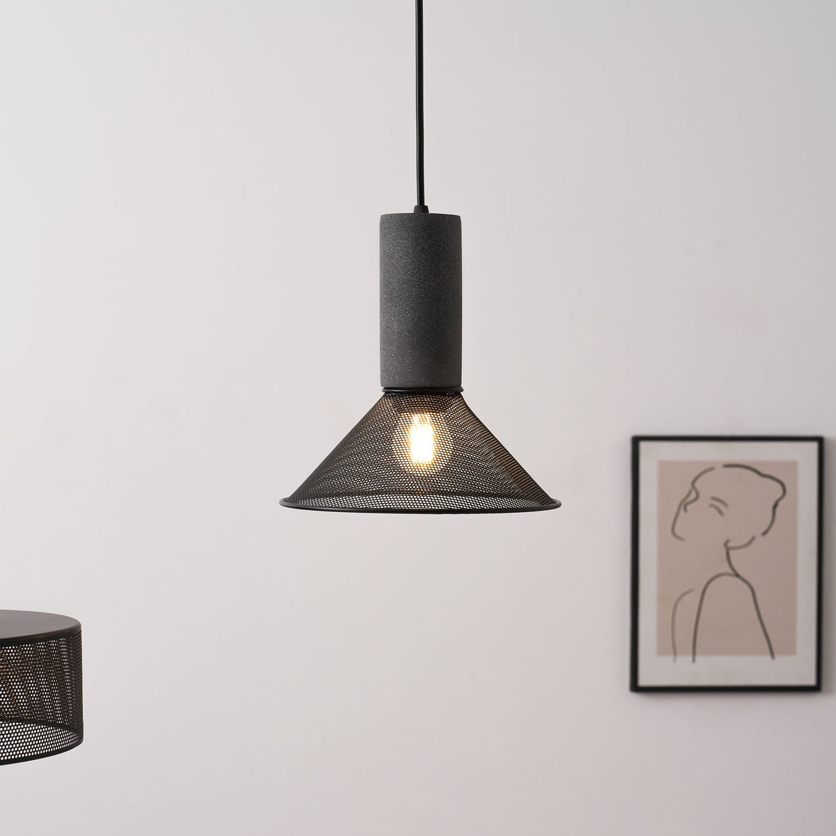 Industriële Hanglamp met Cement & Zwart Mesh — 6 Vormen | Sansoti
