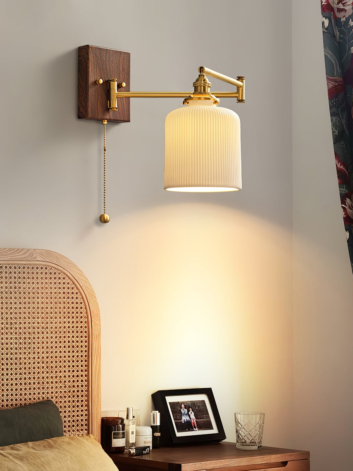 Ceramic Wall Lamp Geometric Design – 5 Models Brass & Walnut | Sansoti