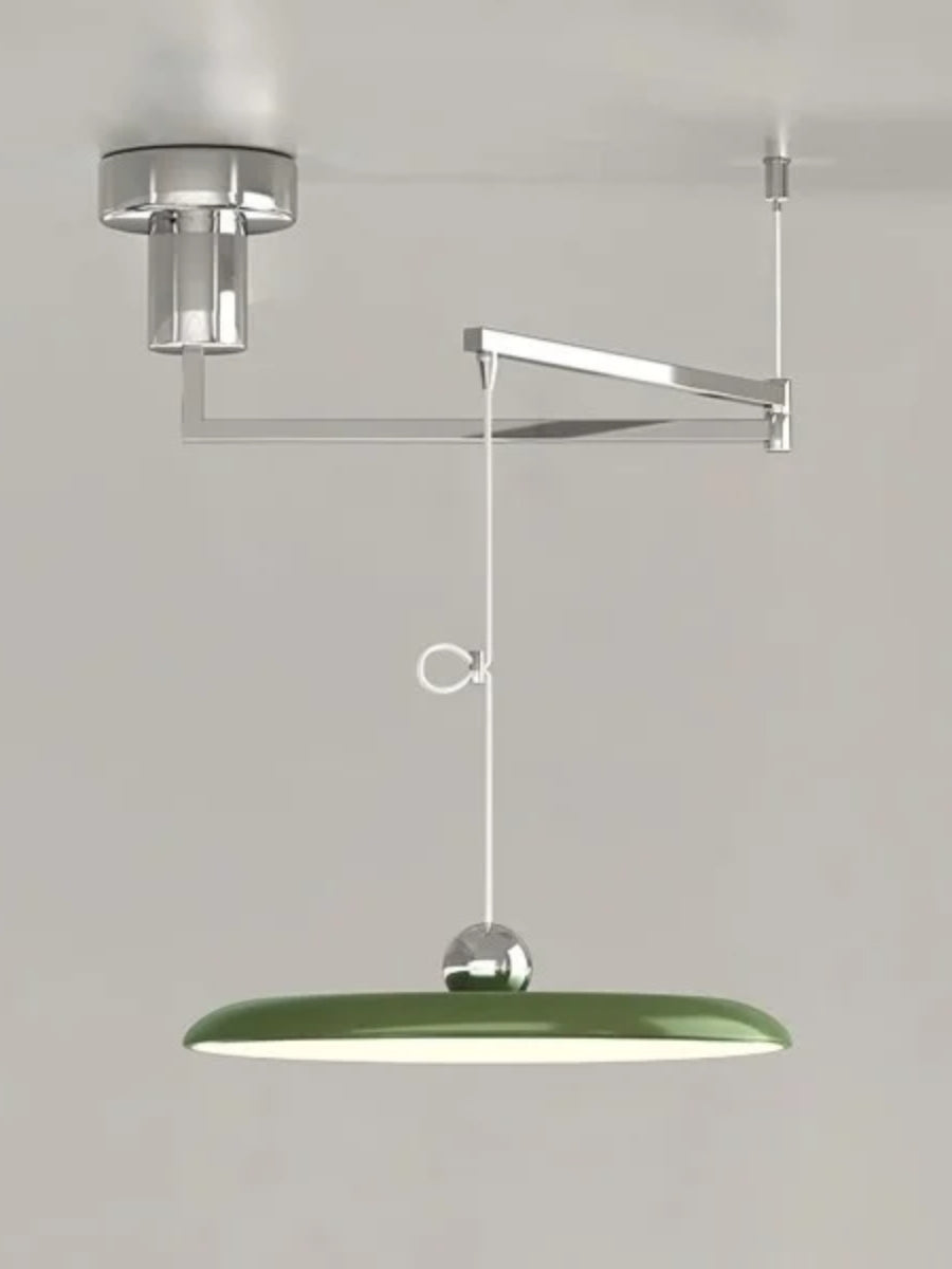Suspension réglable avec bras pivotant – éclairage industriel minimaliste en métal | Sansoti