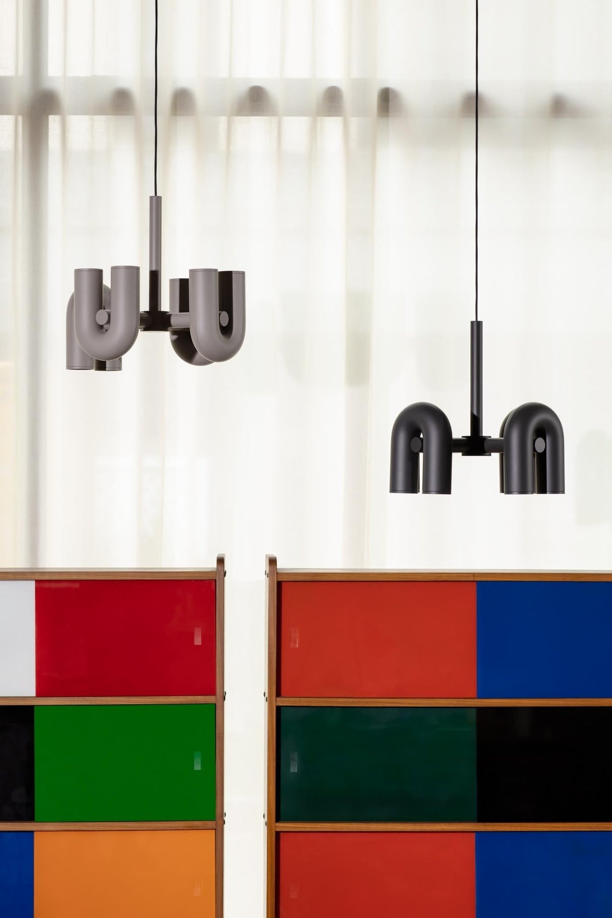 Modular Chandelier with U-Shaped Arms – Adjustable Design – Black, Gray, Orange or Blue – 3, 4, 6 or 8 Lights – Modern Statement Piece | Sansoti