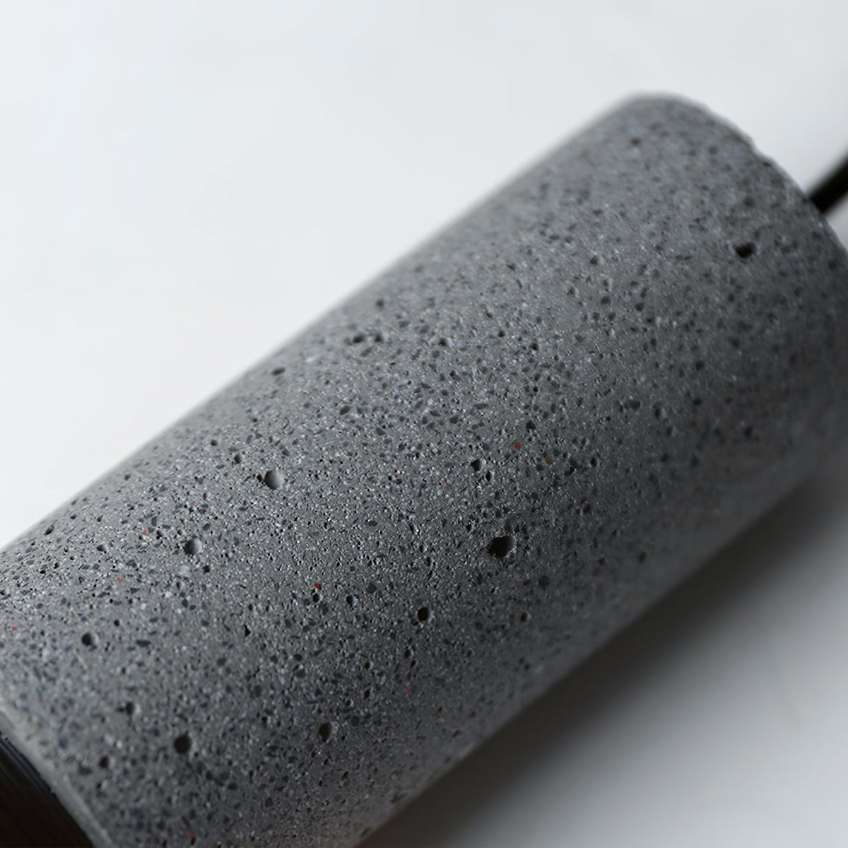 Lámpara colgante de hormigón, industrial, cilíndrica, de metal, negra y gris, E27 | Sansoti