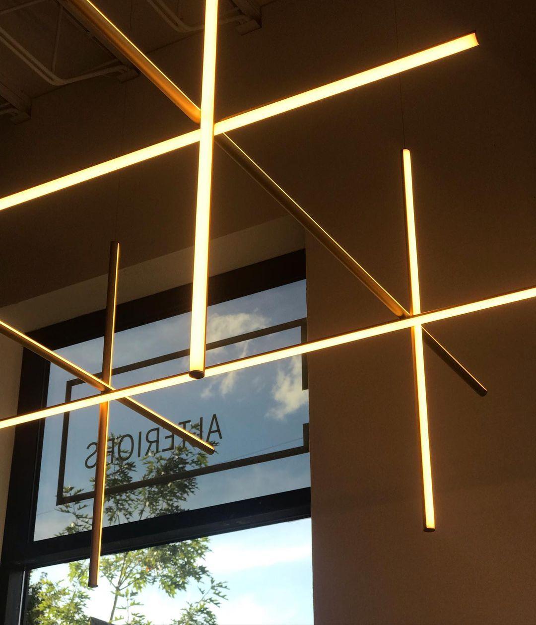 Lustre Gridline LED aluminium or noir salon salle à manger 3000K 4000K 6000K luminaire modulaire linéaire plafonnier | Sansoti