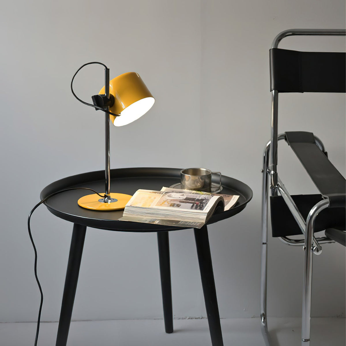 Adjustable Table Lamp Metal Aluminum Iron – Multiple Light Directions | Sansoti