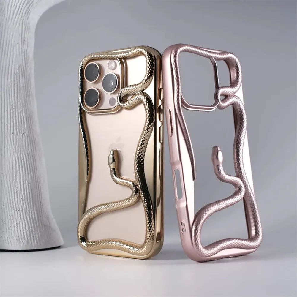 iPhone Case with Snake Pattern and Reinforced Bumper – Matte and Chrome Finish for iPhone 12-17 | Sansoti