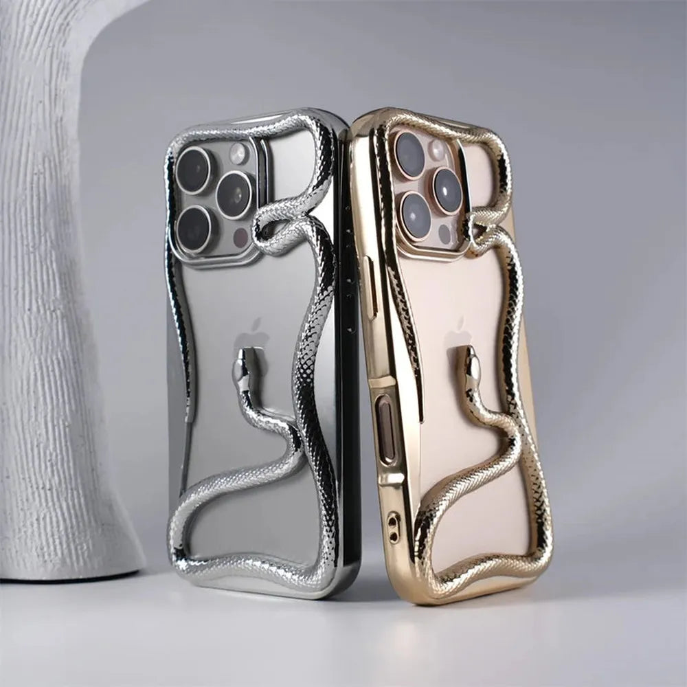 iPhone Case with Snake Pattern and Reinforced Bumper – Matte and Chrome Finish for iPhone 12-17 | Sansoti