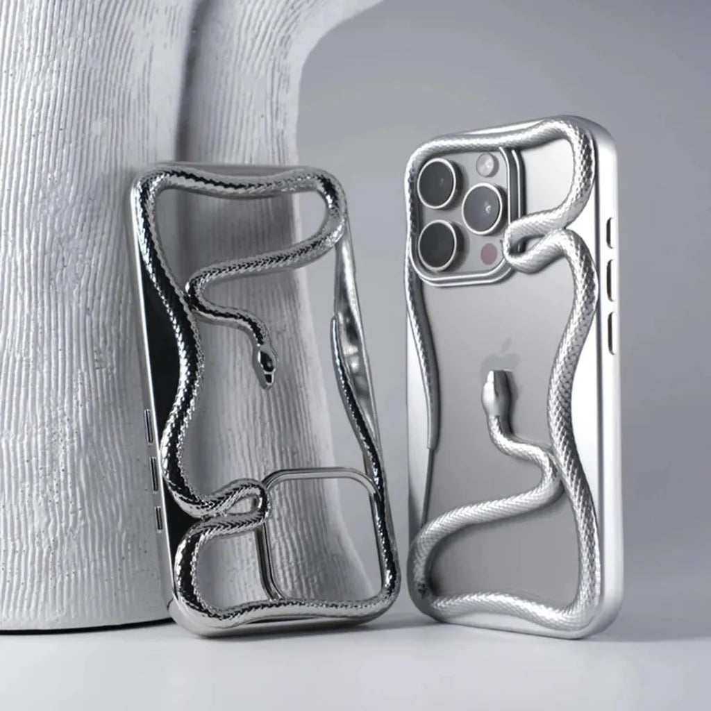 iPhone Case with Snake Pattern and Reinforced Bumper – Matte and Chrome Finish for iPhone 12-17 | Sansoti