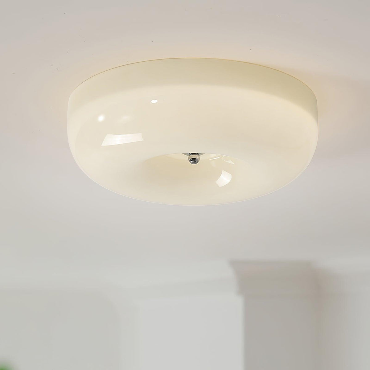 Deckenlampe Milchglas 32–46 cm | Glaskugel mit Silberakzent | Dimmbares Deckenlicht Warmweiß | Sansoti