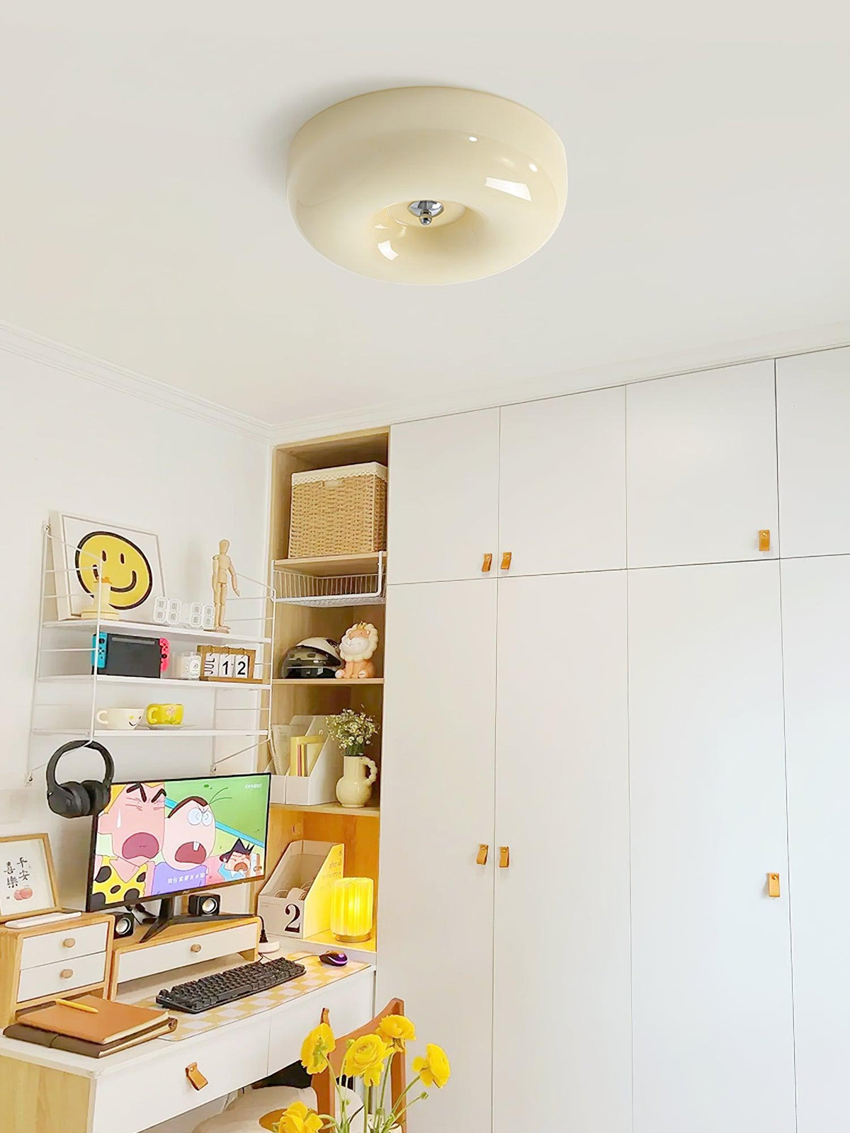Deckenlampe Milchglas 32–46 cm | Glaskugel mit Silberakzent | Dimmbares Deckenlicht Warmweiß | Sansoti