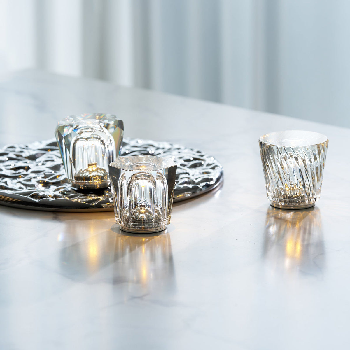 Diamond Crystal Table Lamp with Built-in Battery – Wireless & Dimmable – Ø 8.2 cm × H 9 cm | Sansoti
