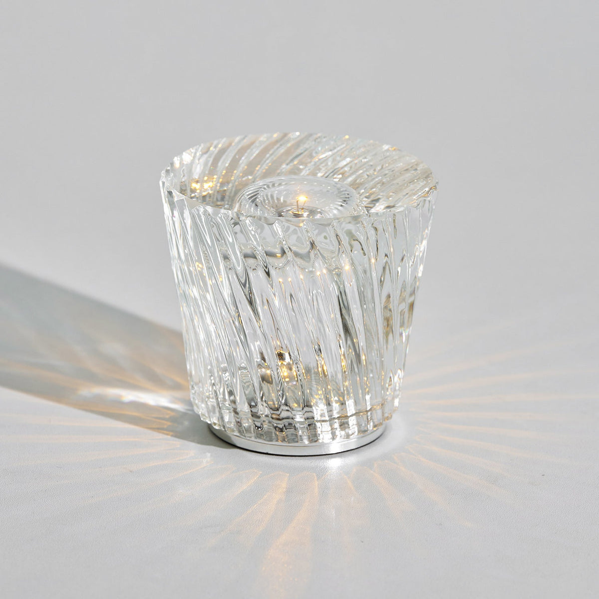 Diamond Crystal Table Lamp with Built-in Battery – Wireless & Dimmable – Ø 8.2 cm × H 9 cm | Sansoti