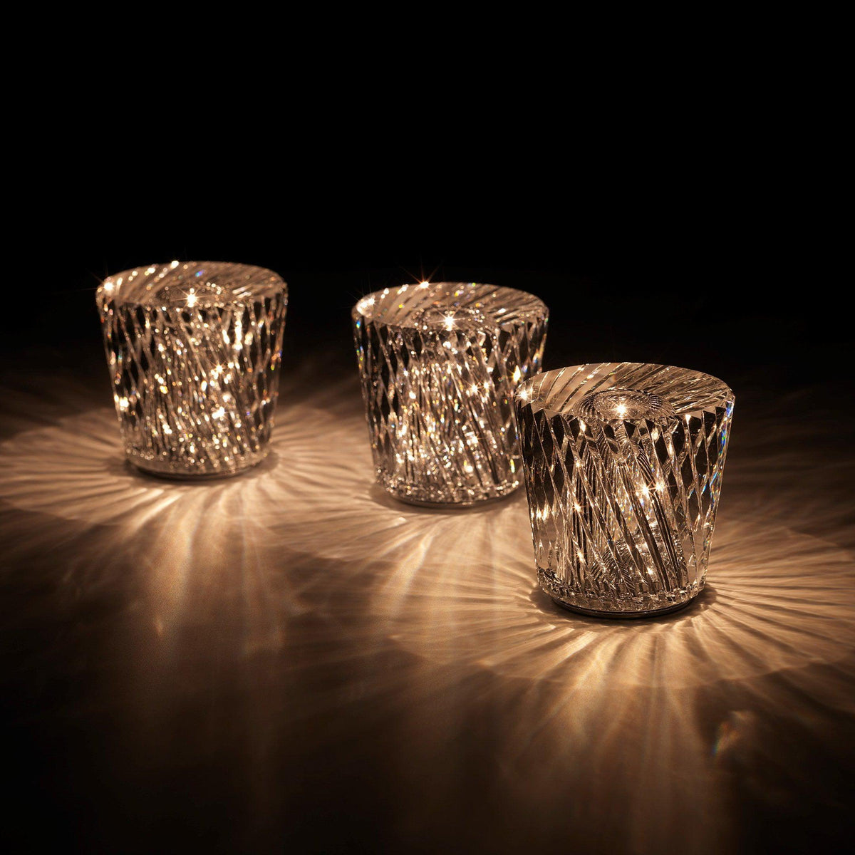 Diamond Crystal Table Lamp with Built-in Battery – Wireless & Dimmable – Ø 8.2 cm × H 9 cm | Sansoti
