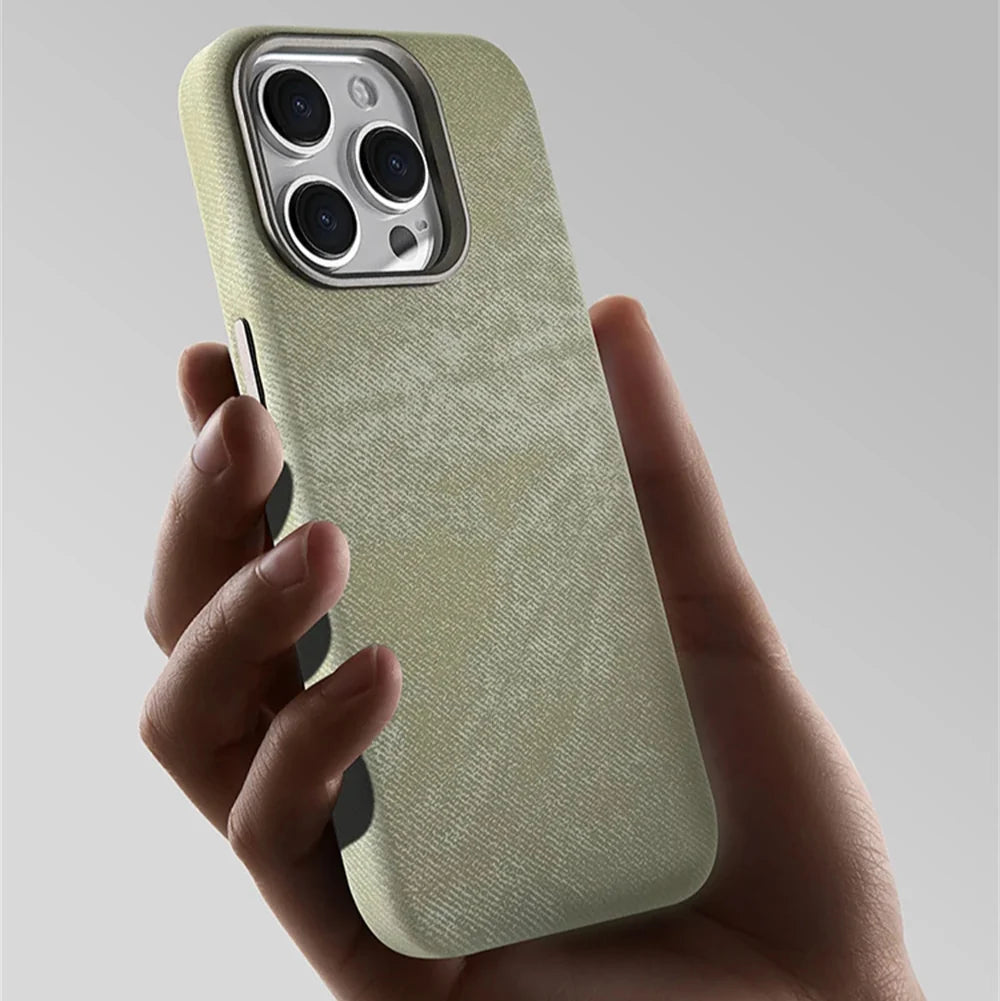 Polyester-iPhone-Hülle im Denim-Look für 13 bis 17, kabelloses Laden kompatibel, robuster Schutz | Sansoti