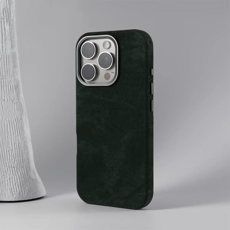 Polyester-iPhone-Hülle im Denim-Look für 13 bis 17, kabelloses Laden kompatibel, robuster Schutz | Sansoti
