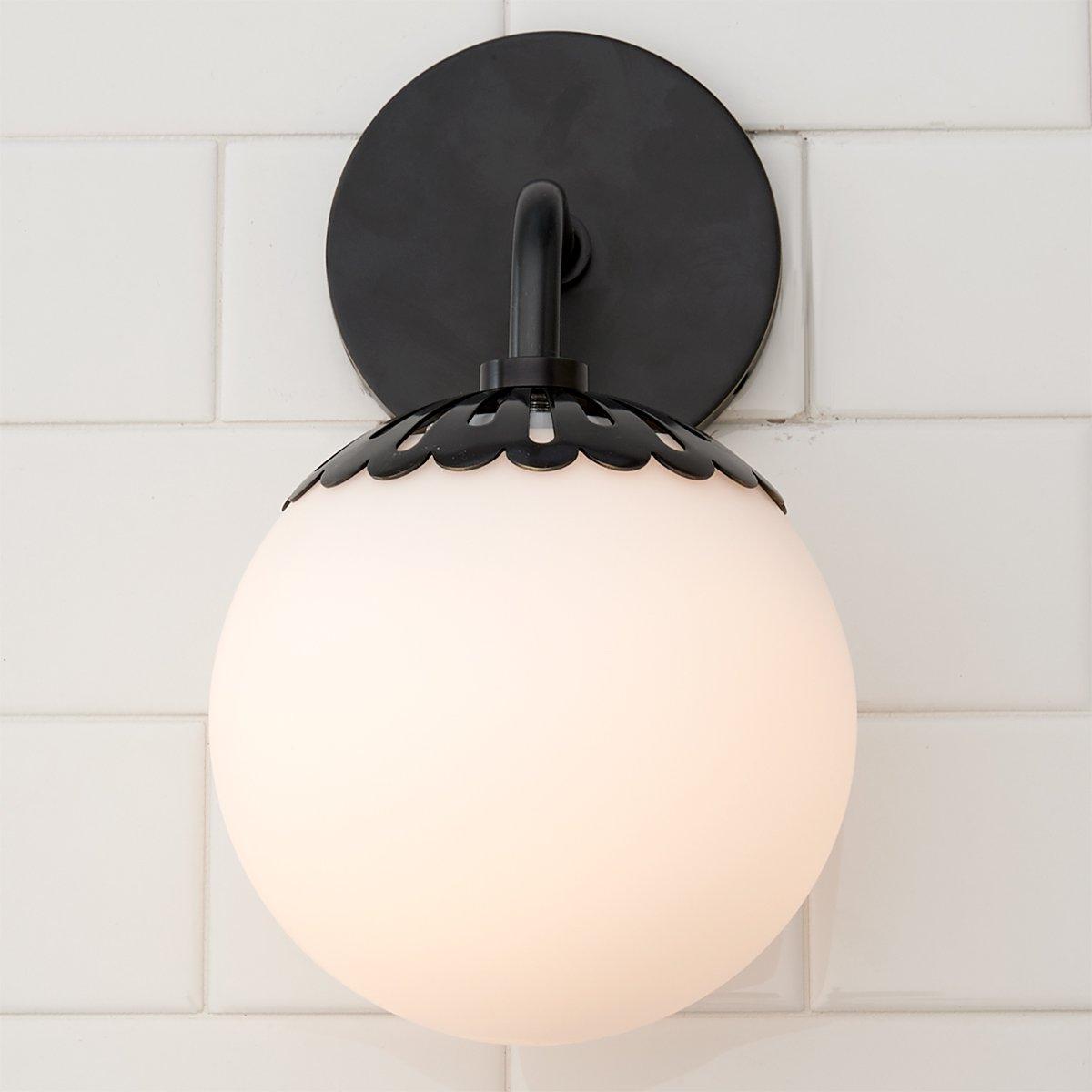 Art Deco Wall Lamp with Flower Shade and Glass Globe – Design Wall Lighting in Brass, Black, or Nickel for Living Room and Bathroom | Sansoti