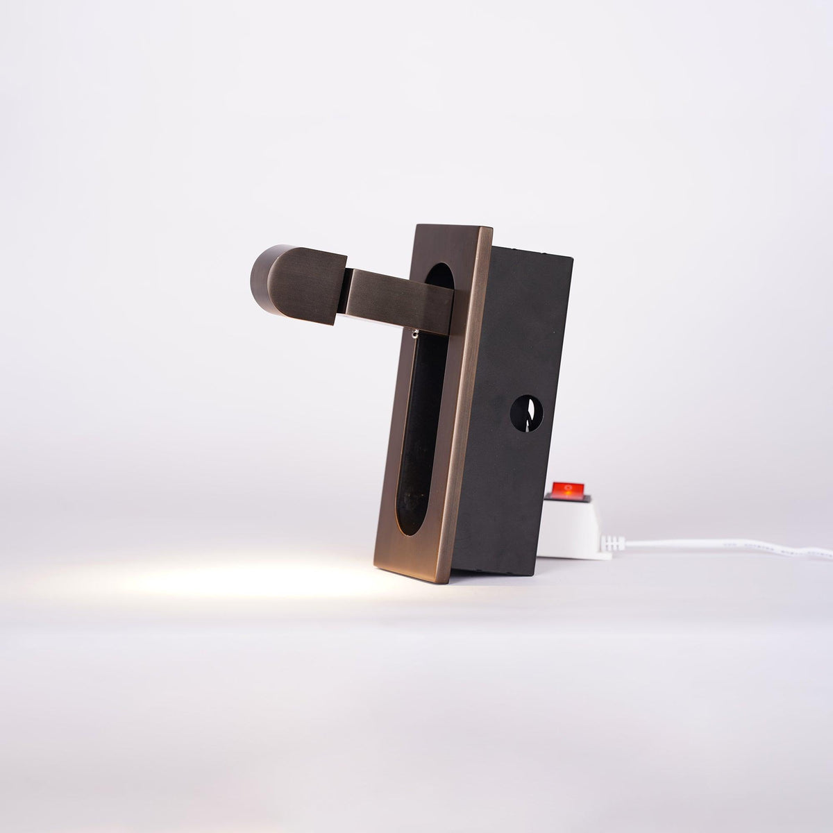 LED wall light with hidden switch – press to turn on, press to turn off – adjustable head for reading light beside the bed | Sansoti