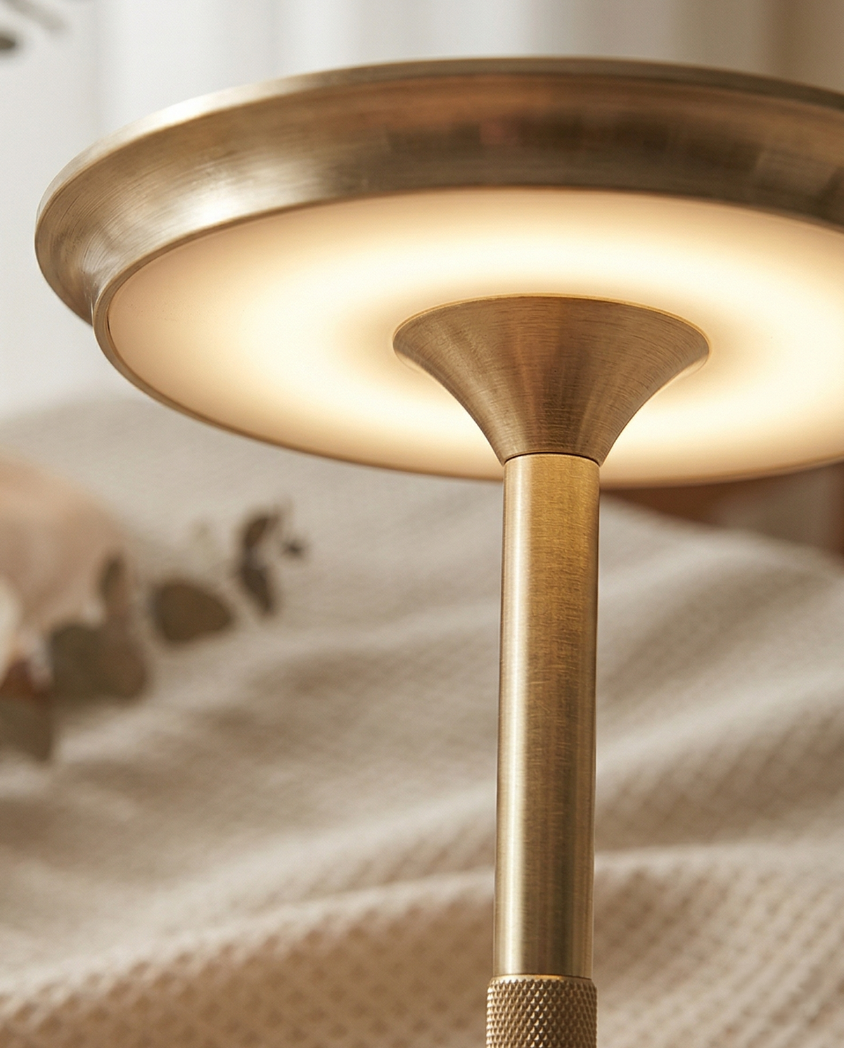 Rechargeable LED Table Lamp with Dim Function Cylinder Shape Metal Wireless Ambient Lamp | Sansoti
