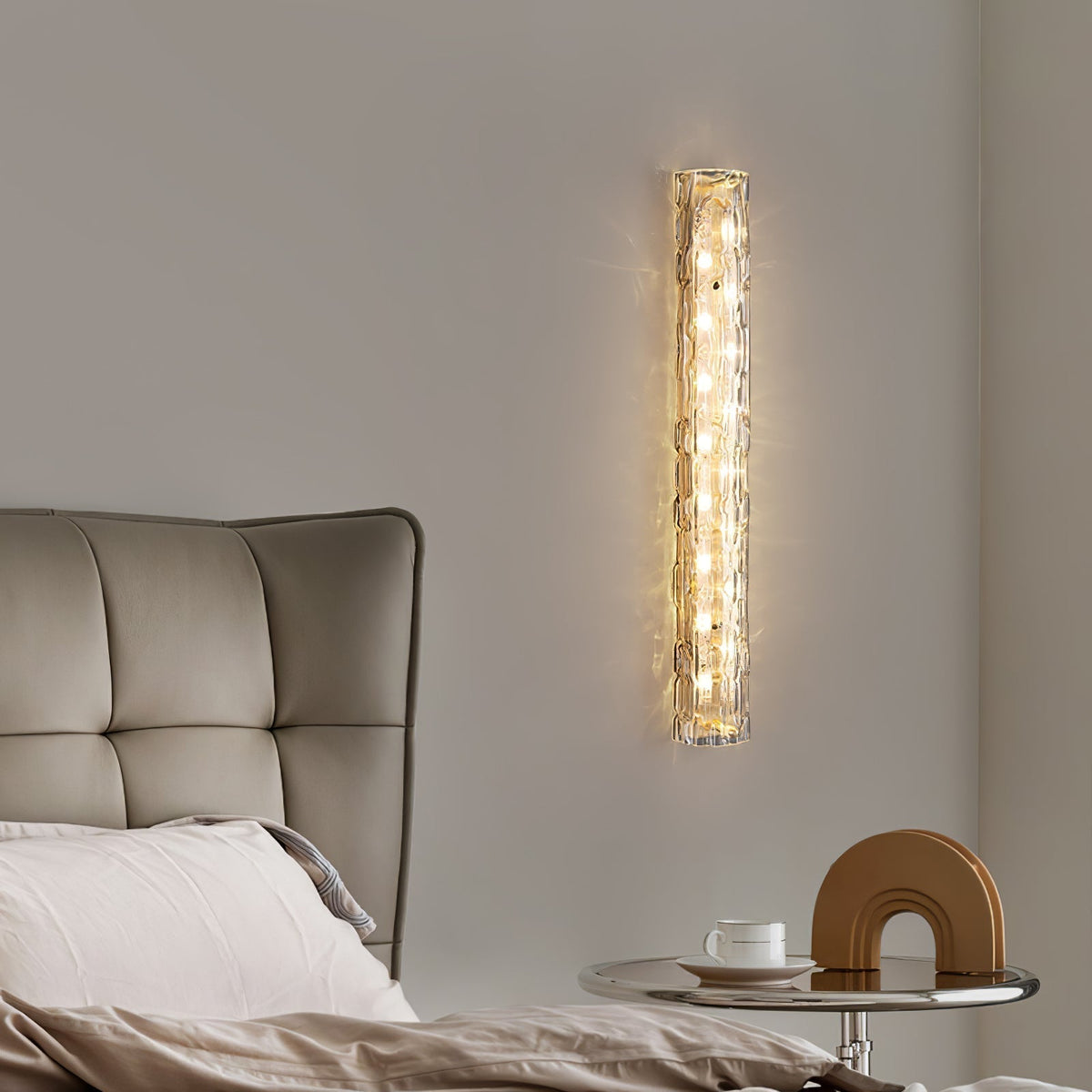 Glas-Wandleuchte aus messingfarbenem Metall, integrierte LED 3000K-6000K, dimmbare integrierte Beleuchtung, Wohnzimmer | Sansoti