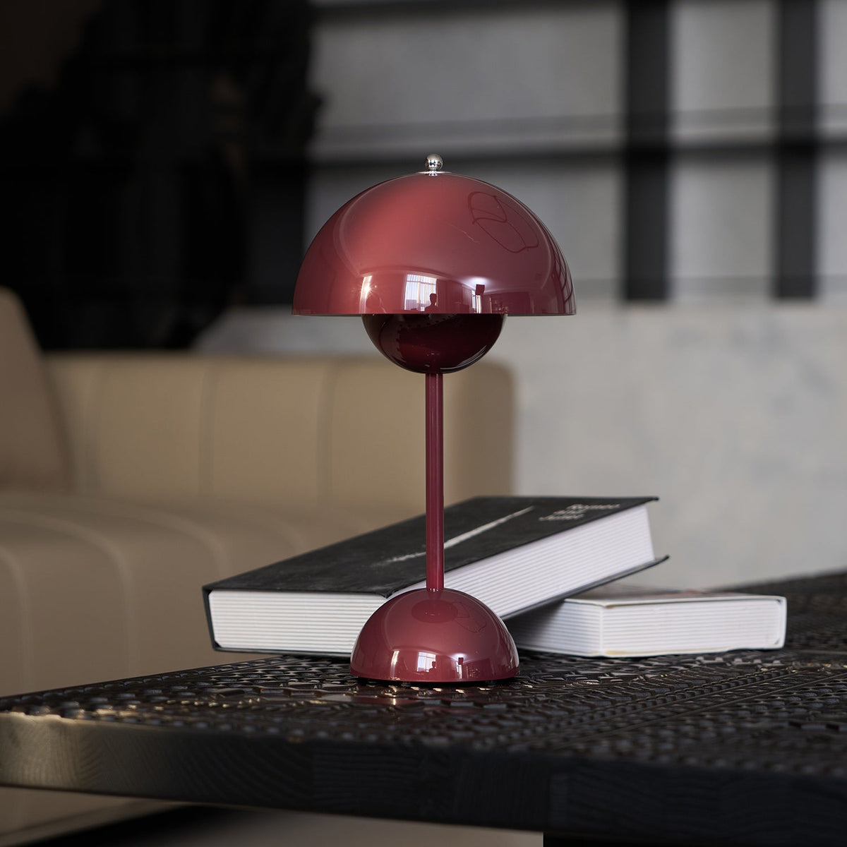 Portable Table Lamp with Rechargeable Battery and Touch Control – Cordless LED Lamp with 3 Color Temperatures for Indoor and Outdoor | Sansoti