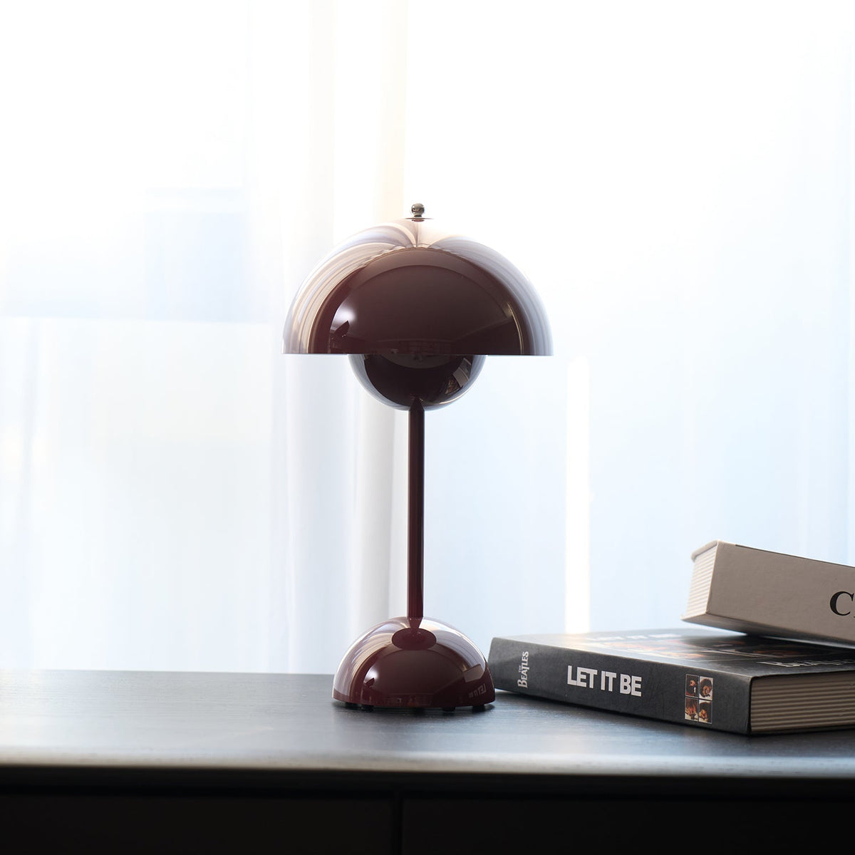 Portable Table Lamp with Rechargeable Battery and Touch Control – Cordless LED Lamp with 3 Color Temperatures for Indoor and Outdoor | Sansoti