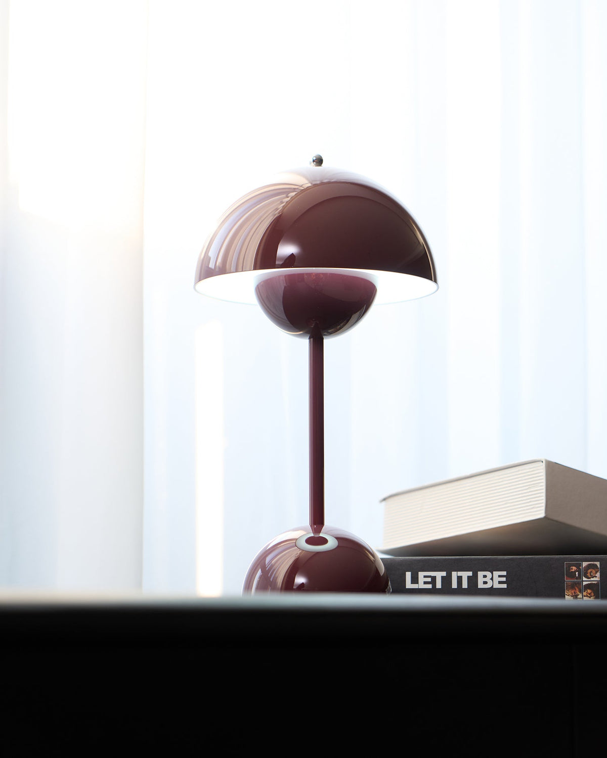 Portable Table Lamp with Rechargeable Battery and Touch Control – Cordless LED Lamp with 3 Color Temperatures for Indoor and Outdoor | Sansoti