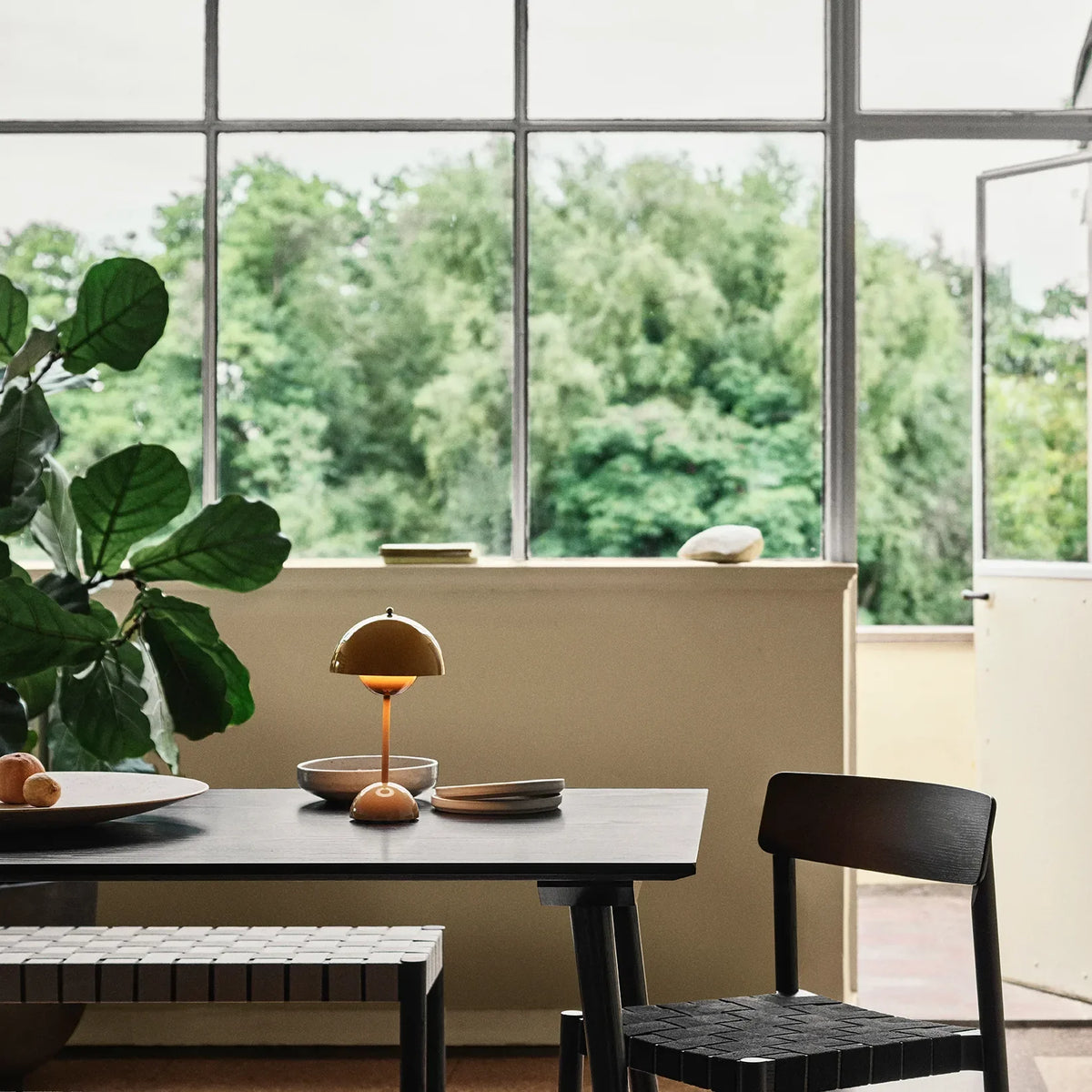 Designer Bloem Tafellamp Metaal met Dimfunctie Scandinavisch Stijl | Sansoti