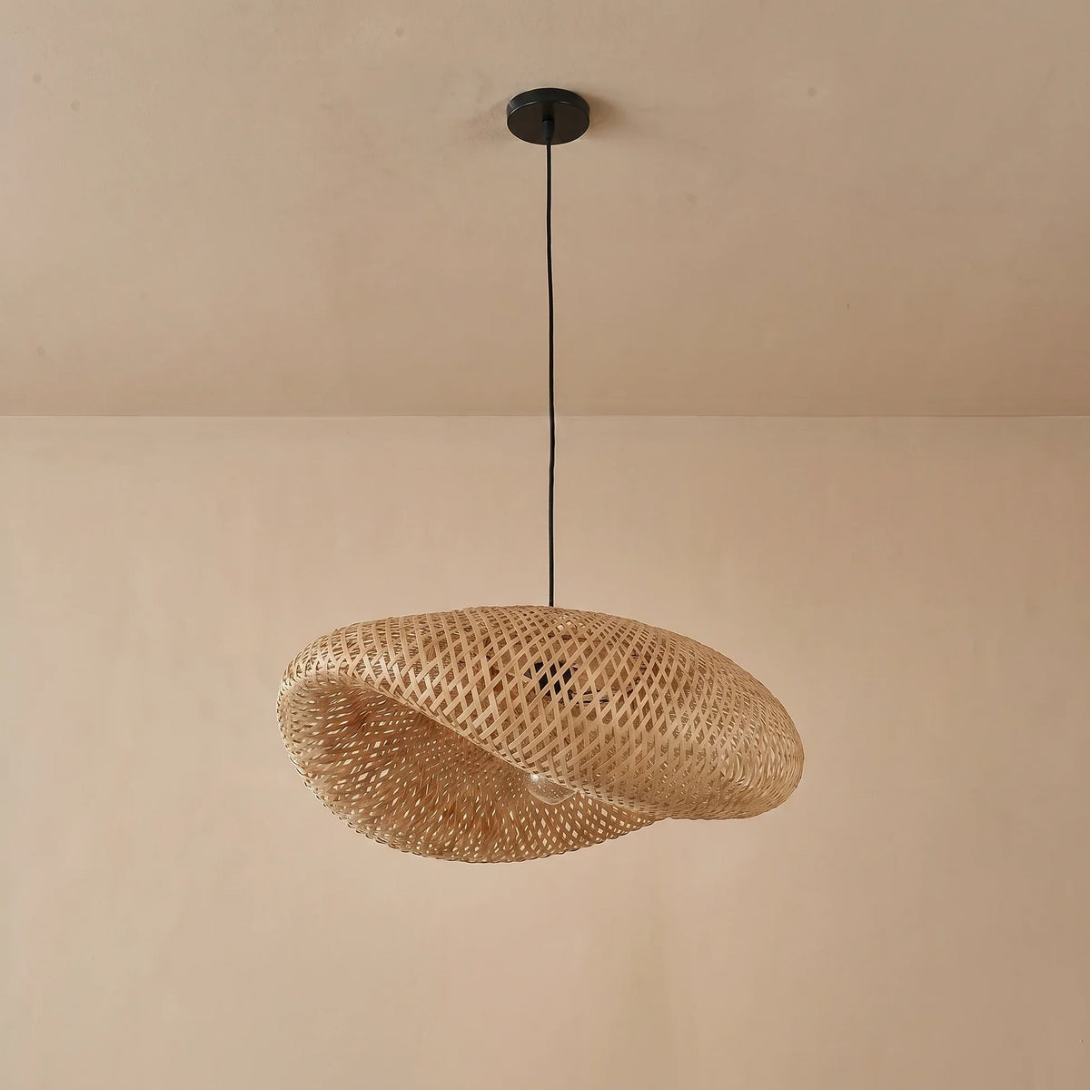 Geflochtene Bambus-Hängeleuchte E27 im skandinavischen Design für Esszimmer, Küche und Wohnzimmer, natürlich, Vintage und Boho | Sansoti