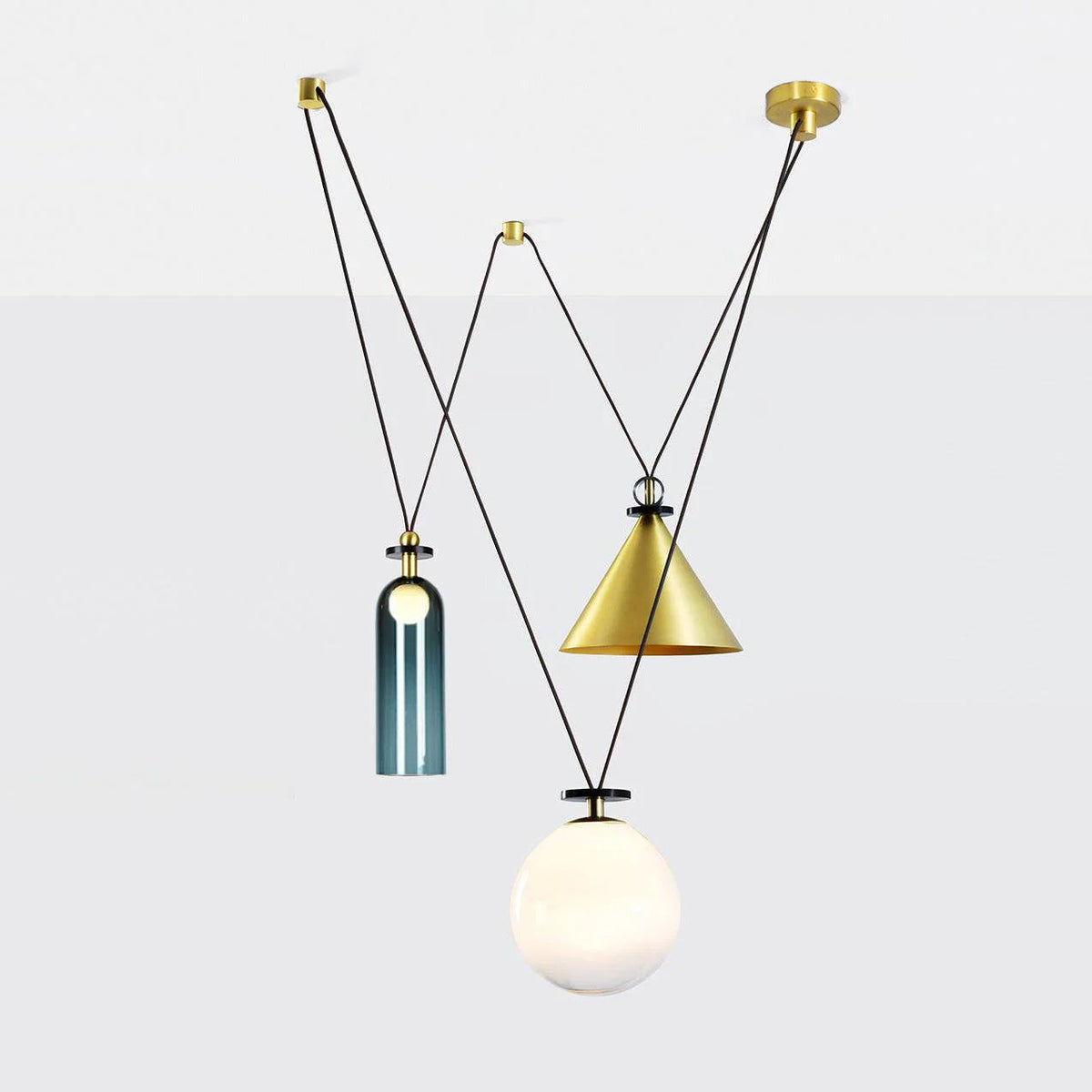 Modular geometric chandelier with abstract shapes | Sansoti