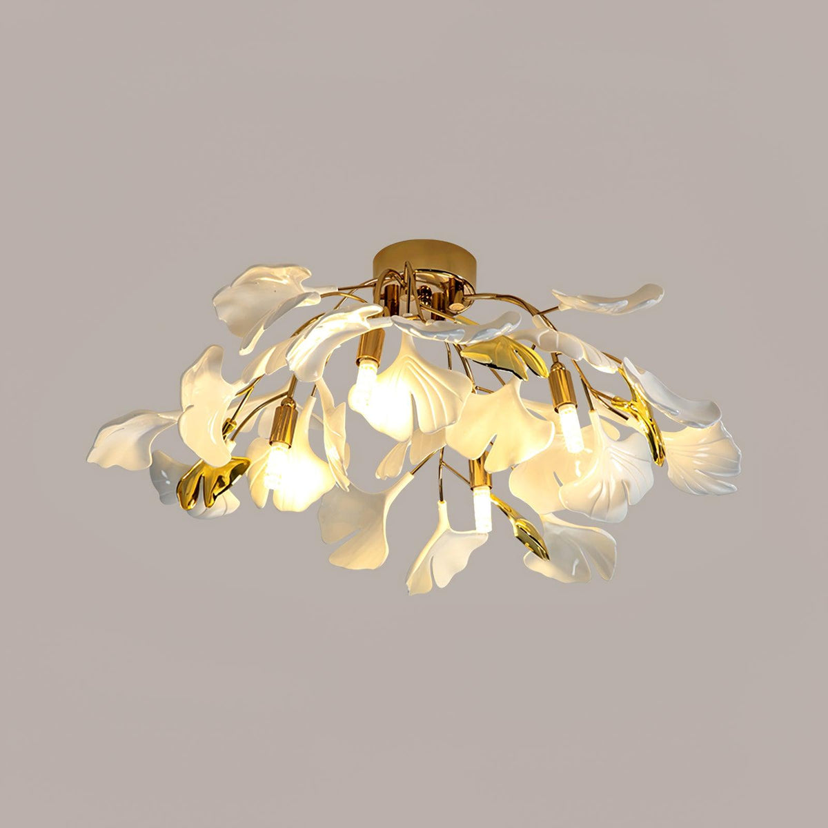 Keramische Hängelampe Ginkgo-Blatt – Goldfarbene Fassung mit weißen Blättern – Modernes, von der Natur inspiriertes Design für Wohnzimmer Esszimmer Schlafzimmer | Sansoti