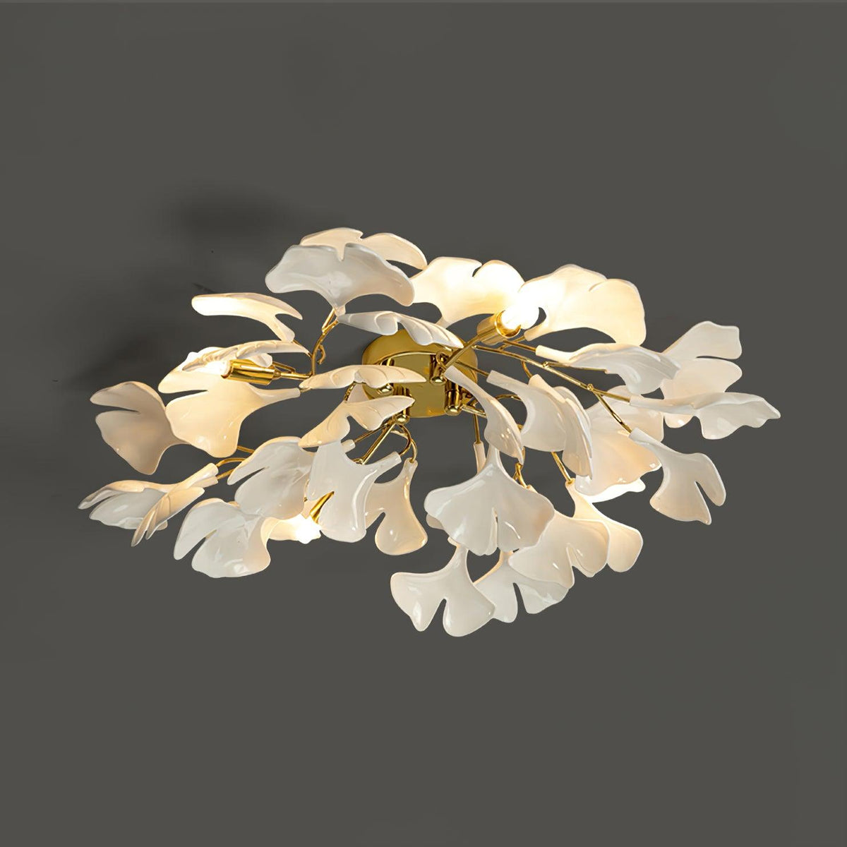 Keramische Hängelampe Ginkgo-Blatt – Goldfarbene Fassung mit weißen Blättern – Modernes, von der Natur inspiriertes Design für Wohnzimmer Esszimmer Schlafzimmer | Sansoti