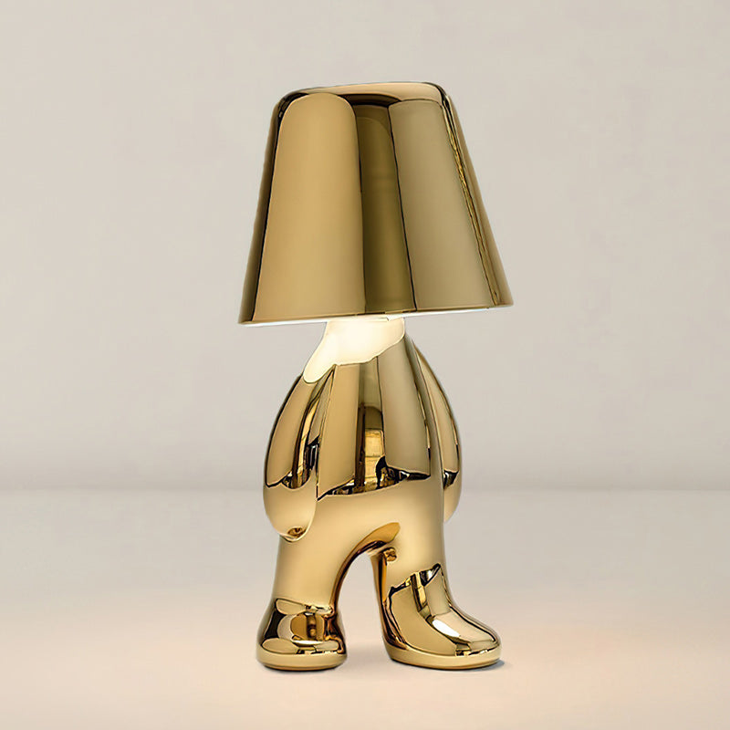 Lampe de table moderne avec sculpture – frères dorés avec batterie intégrée et LED – éclairage artistique pour salon, chambre et bureau | Sansoti