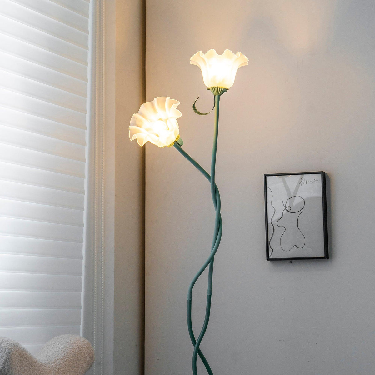 Stehlampe Blumen-Design Grün Weiß Metall 170cm 2-3-flammig LED Stimmungslicht Wohnzimmer Schlafzimmer | Sansoti