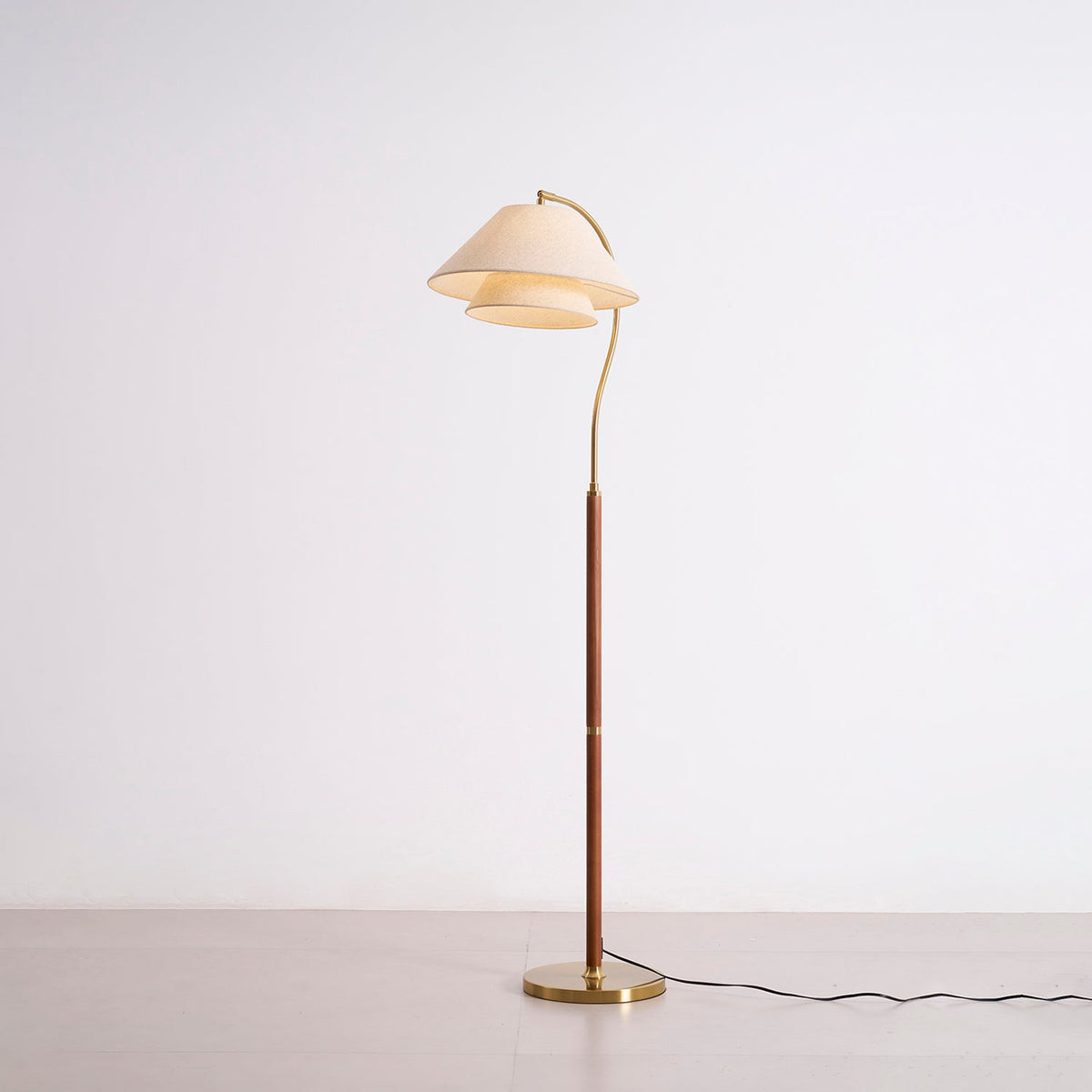 Vloerlamp Gelaagde Stof Kappen Hout Metaal Goud Chroom Walnoot Zwart E27 Woonkamer | Sansoti