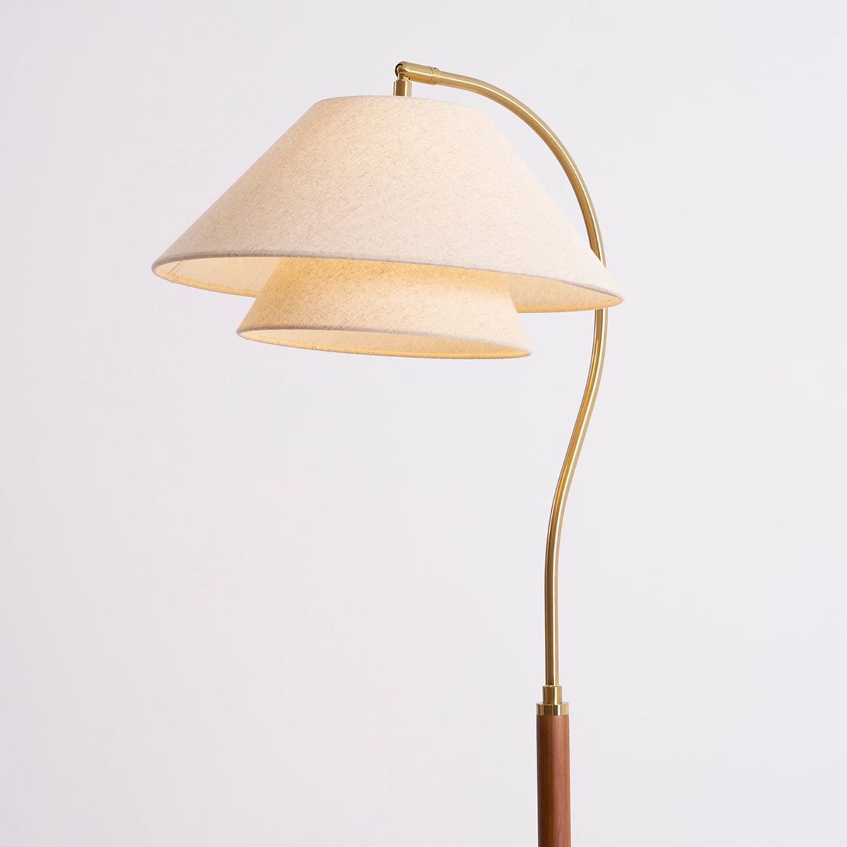 Vloerlamp Gelaagde Stof Kappen Hout Metaal Goud Chroom Walnoot Zwart E27 Woonkamer | Sansoti