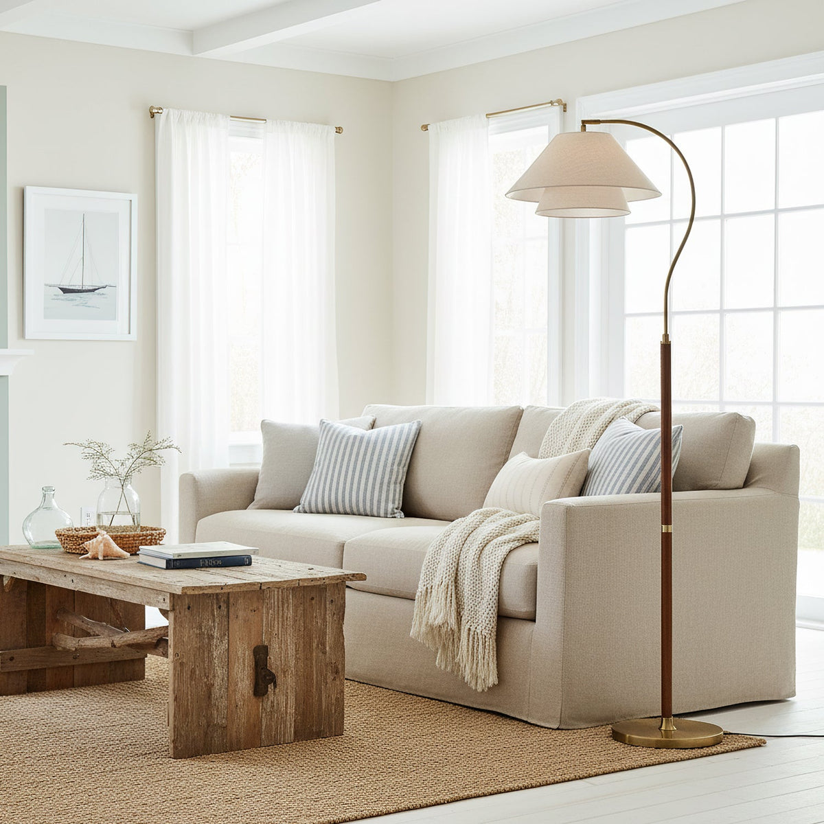 Luxuriöse Stehlampe mit doppeltem Stoffschirm und Holzdetails – 155 cm hohe Design-Statement-Leuchte | Sansoti
