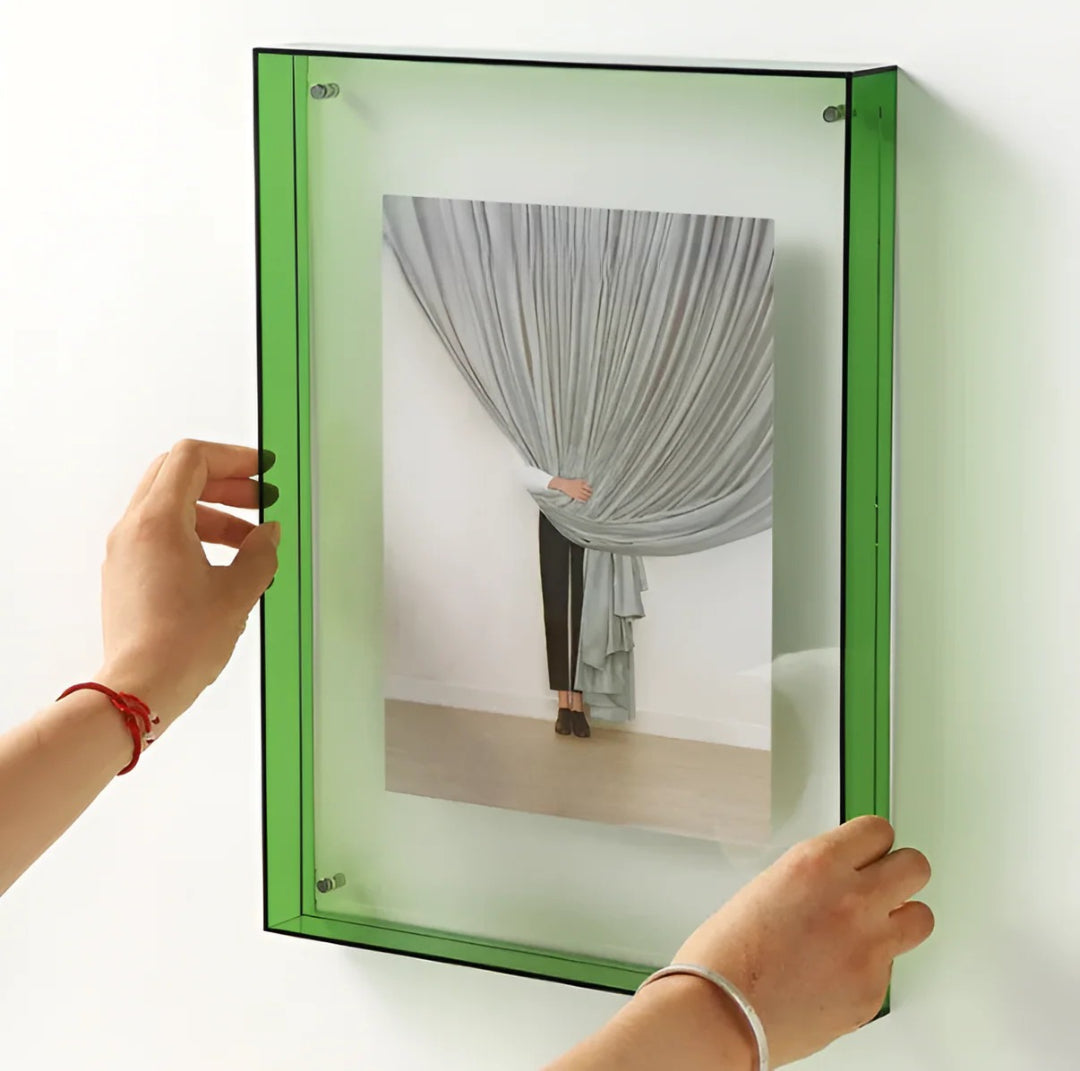 Floating Photo Frame Acrylic Transparent Desk Wall Vertical Horizontal Modern Design Decorative 11-30cm | Sansoti