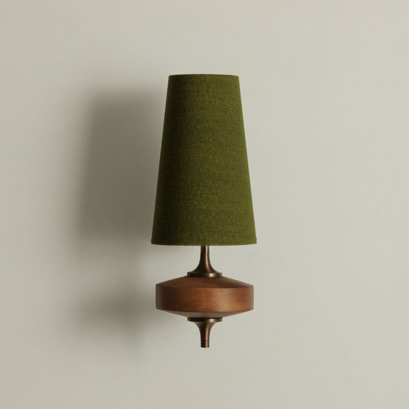 Vintage’owa lampa ścienna z drewnianym ramieniem i materiałowym kloszem – antyczny mosiądz lub orzech – oprawka E12/E14 | Sansoti