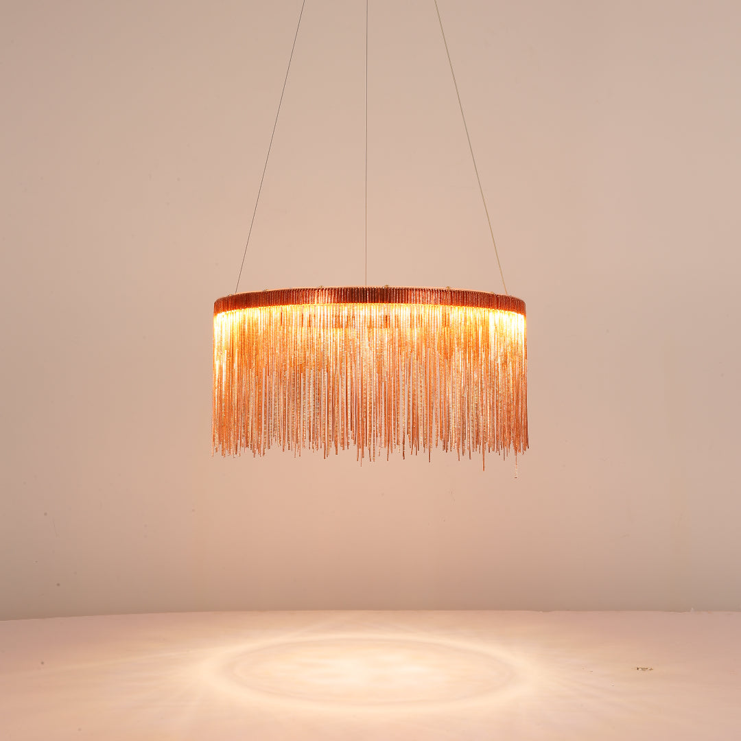 Pendelleuchte Kette mit LED-Tassel-Design aus Metall in Gold, Silber oder Roségold für Esszimmer, Wohnzimmer oder Schlafzimmer | Sansoti