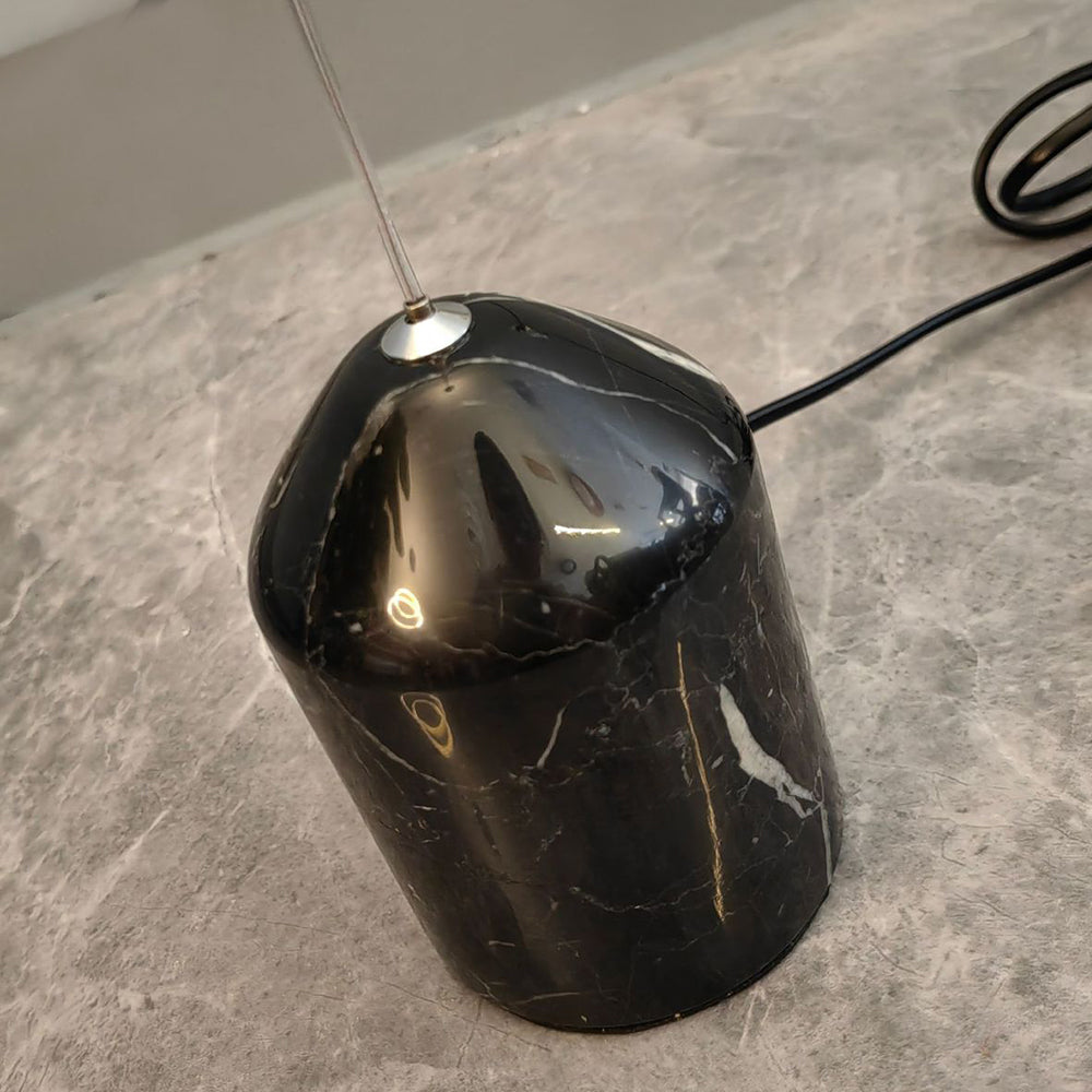 Sculpturale Hanglamp met Drie Conische Kappen Natuurstenen Voetstuk LED Warm Licht Modern Design Woonkamer | Sansoti