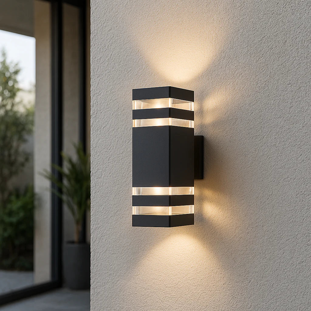 Buitenwandlamp Zwart Moderne LED-Verlichting Warm Wit 2-Weg Lichtuitstraling voor Gevel en Entree IP65 Weerbestendig Aluminium | Sansoti