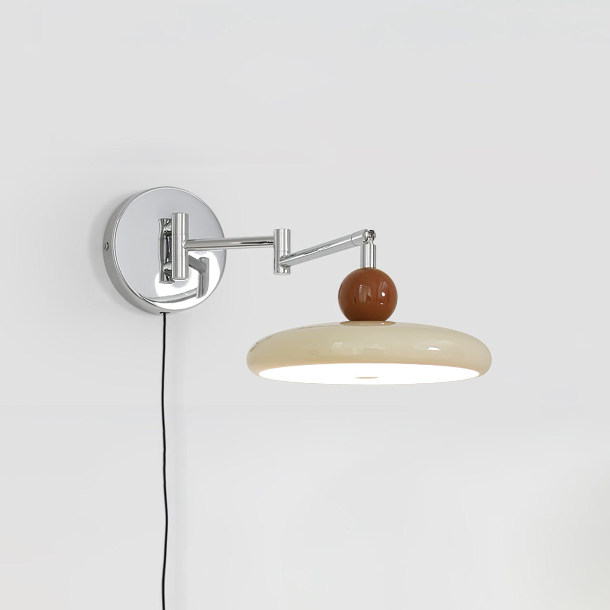 Round Plug-In Wall Light – Scandinavian Design with Integrated LED and 3 Color Temperatures | Sansoti