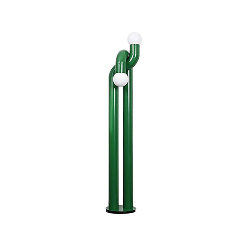 Moderne Steh-Bogenlampe mit zwei Glaskugeln – dekorative Doppelbeleuchtung für Wohnzimmer | Sansoti