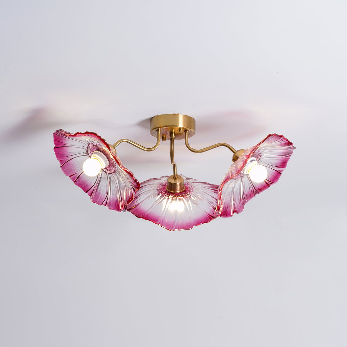 Glass Ceiling Lamp with Leaf Motif – 3, 5 or 6 Light Points – Golden Fixture with Clear or Pink Frosted Glass | Sansoti