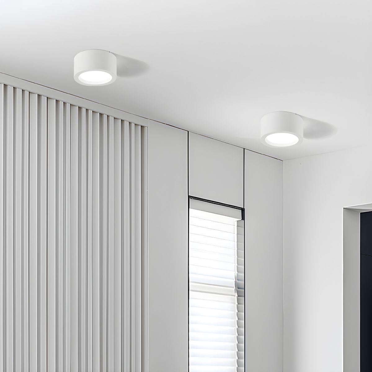 Round Surface-Mounted LED Ceiling Light Adjustable Light Color Black White 10-18 cm Living Room Hallway Corridor Kitchen Bedroom | Sansoti
