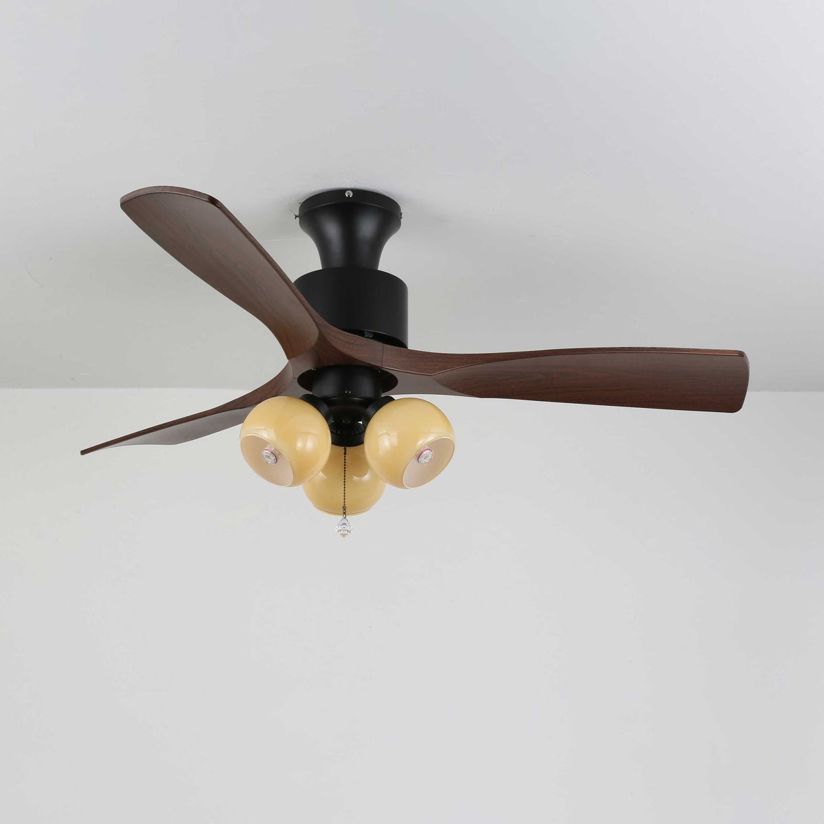 Vintage Deckenventilator mit Beleuchtung — Glasschirm & Fernbedienung | Sansoti