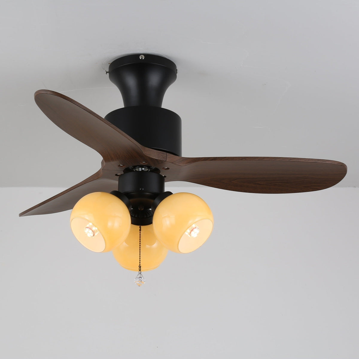 Vintage Deckenventilator mit Beleuchtung — Glasschirm & Fernbedienung | Sansoti